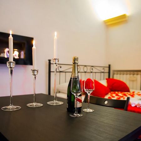 Campo De Fiori Apartment Рим Стая снимка