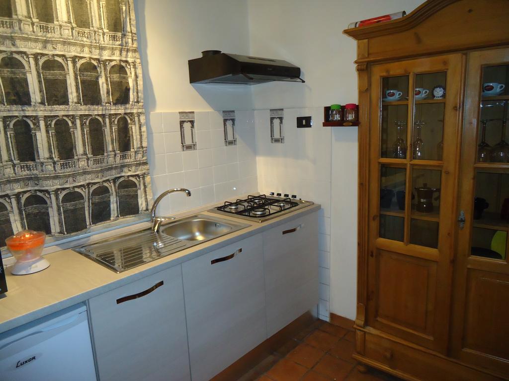Campo De Fiori Apartment Рим Стая снимка